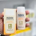 ضدآفتاب ایزدین فیوژن واتر مجیک رنگ لایت ISDIN SPF 50
